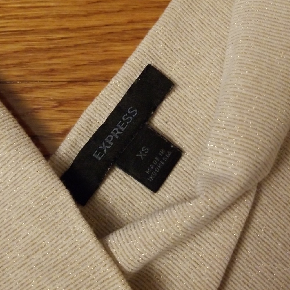 Express top! - Picture 3 of 3
